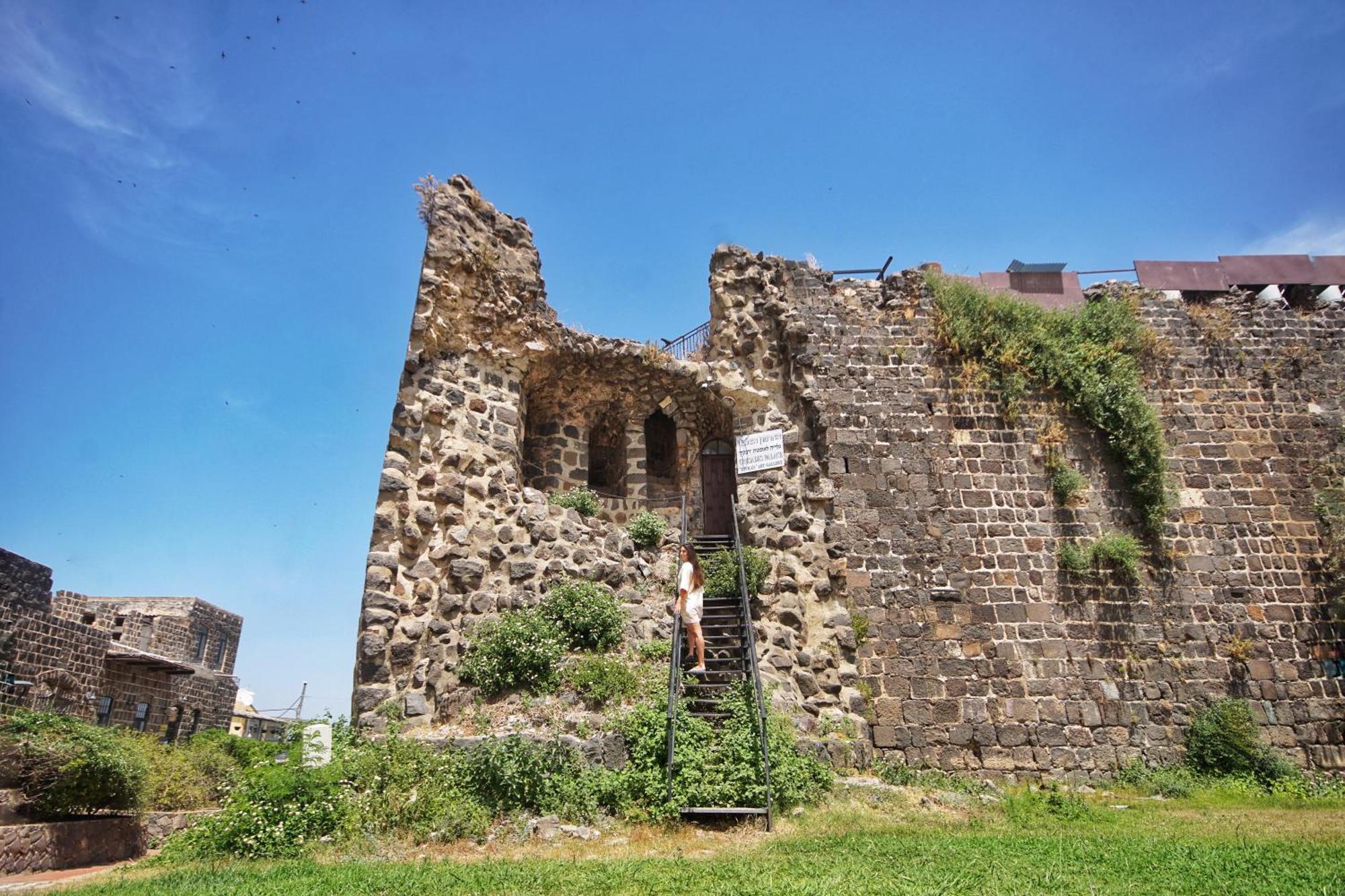 Готель Dona Castle Тиверіада Екстер'єр фото